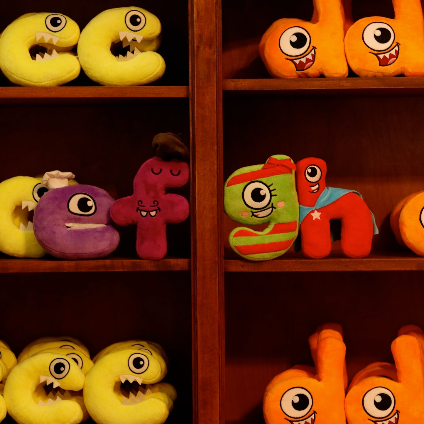 ENGLISH TREE Official e-f-g-h Alphabet Plush Toys